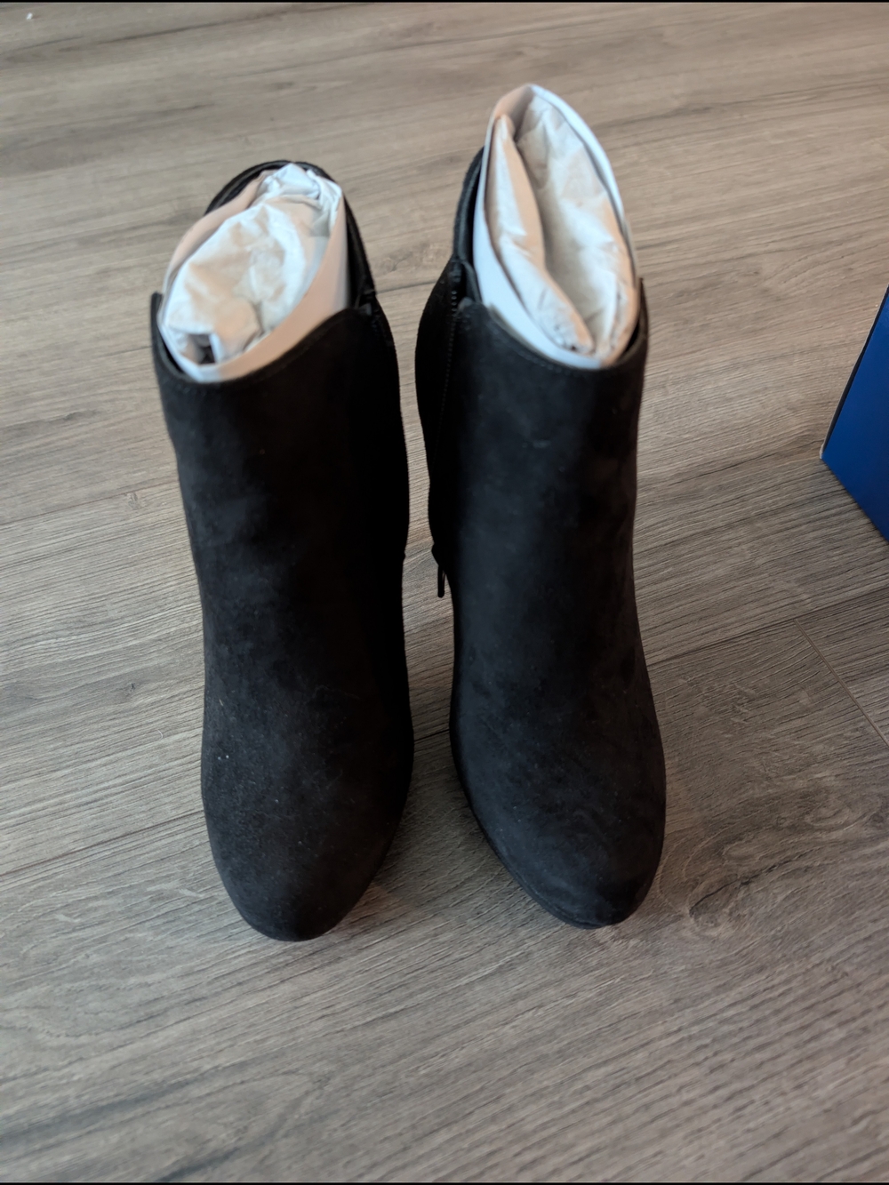 Apt. 9 Black Suede Ankle Booties with Side Zip
